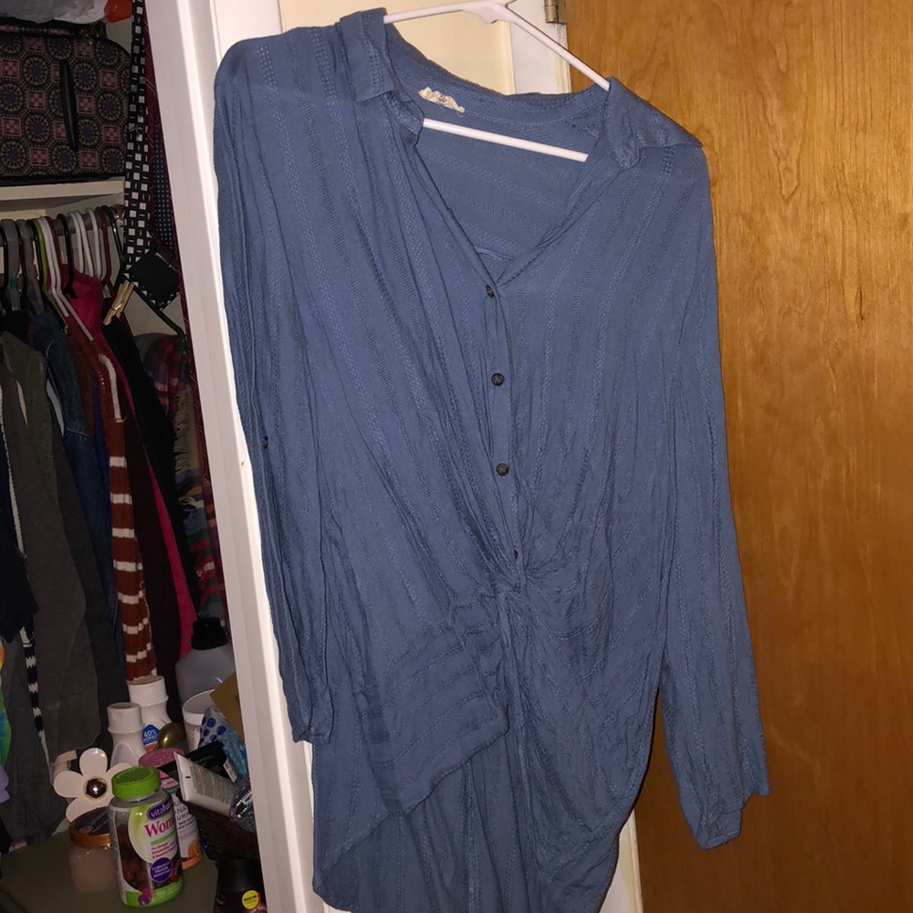 Mid sleeve blouse